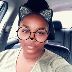 Meet your Posher, Ikeria